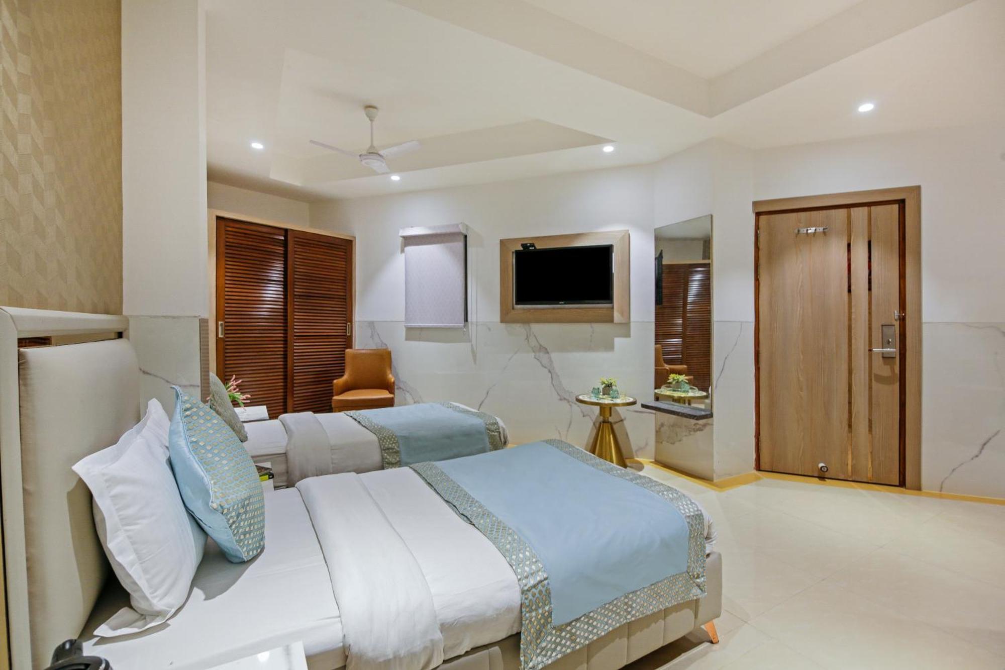 Hotel Delhi 37 By Star Group Near Delhi Airport New Delhi Exterior foto
